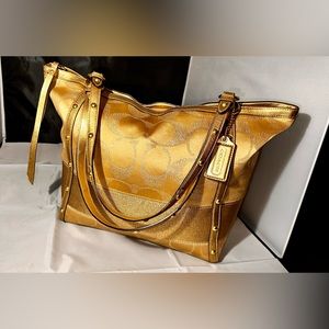 Rare metallic gold Coach Purse, it’s simply gorgeous! Minor stains-circled pics!